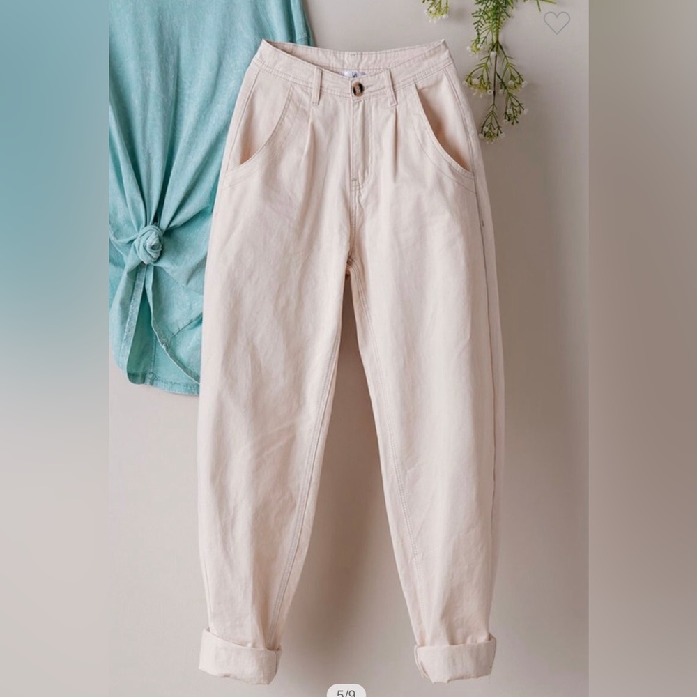 Cream Pleated High Rise Jeans